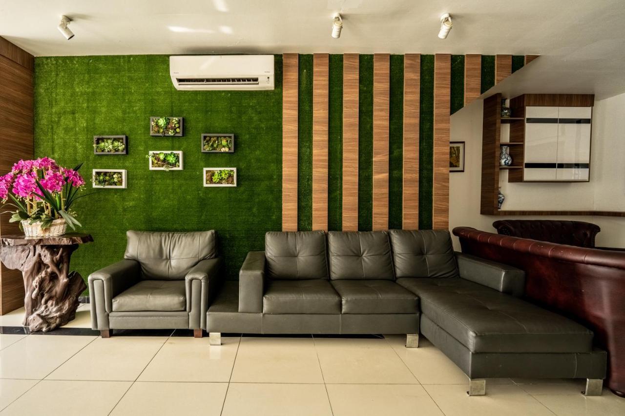 Mary J Hotel Family 10 Pax Room Kota Bharu Eksteriør bilde