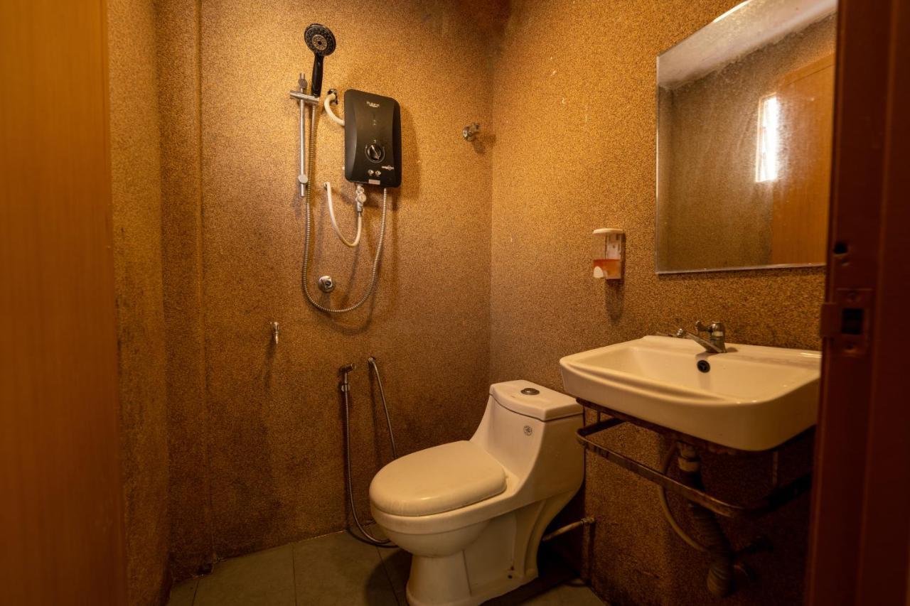 Mary J Hotel Family 10 Pax Room Kota Bharu Eksteriør bilde